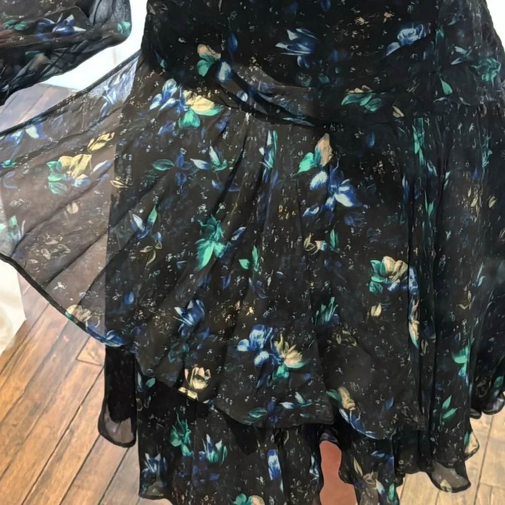 Anthropologie short dress - Picture 3 of 10
